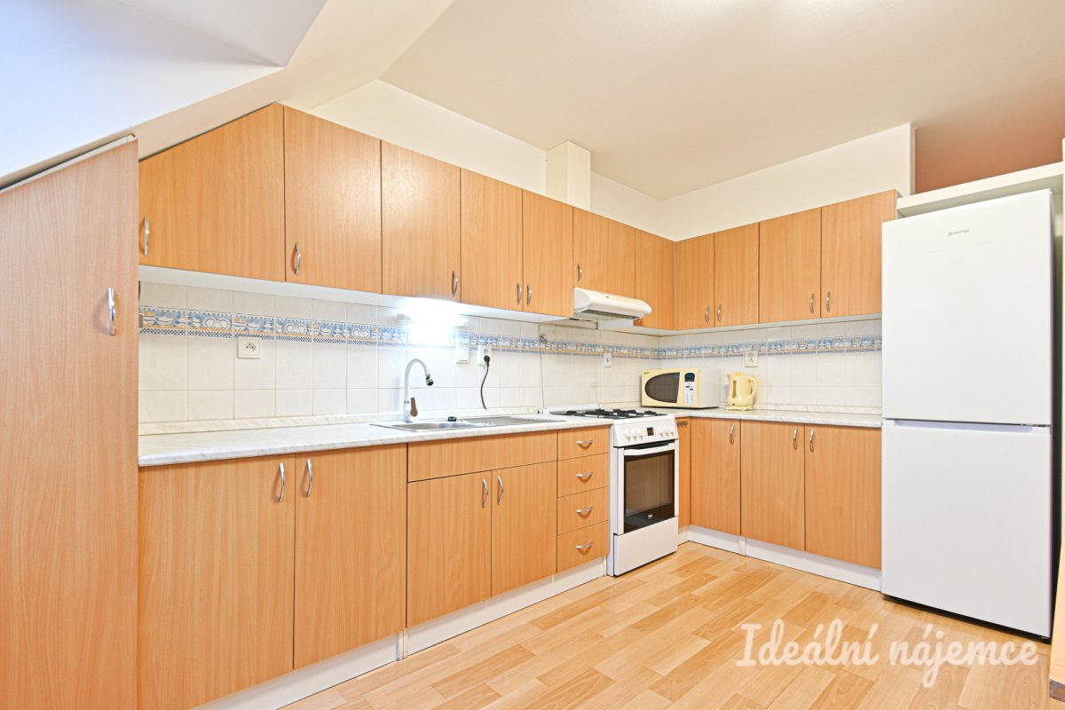 Podnájem bytu 2+kk, Stará Osada, Zastávka u Brna, 17.000 Kč, 63 m2