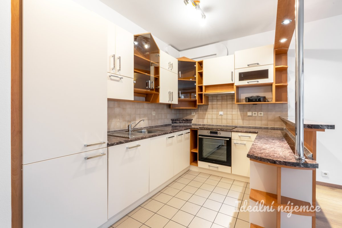 Pronájem bytu 3+kk, Hlubočepská, Hlubočepy, 31900 Kč/měs, 81 m2