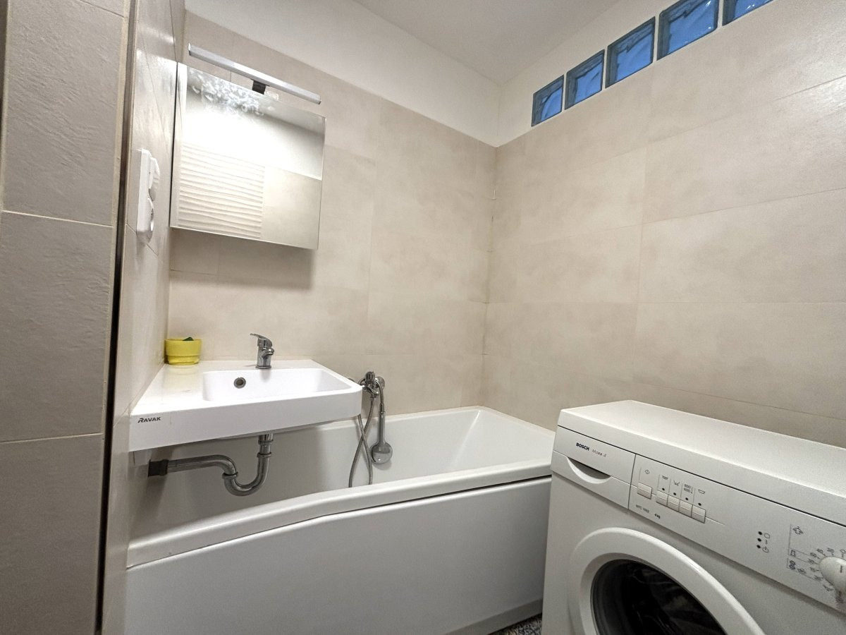 Pronájem bytu 2+1, Na Dlouhých, Doubravka,  14.000,- Kč/měs, 53 m2