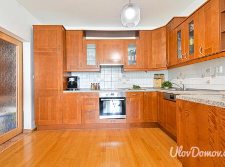 Prodej bytu, 2+kk, 64 m²