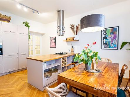 Pronájem bytu, 3+kk, 108 m²