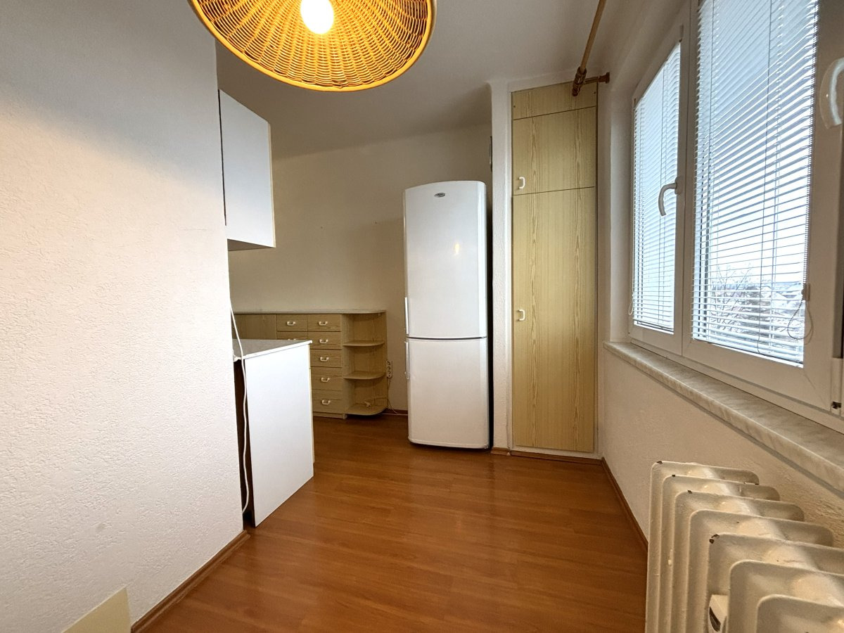 Pronájem bytu 3+1, Rodinná, Lobzy, 16.300,- Kč/měs, 76 m2