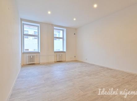 Pronájem bytu, 1+1, 38 m²