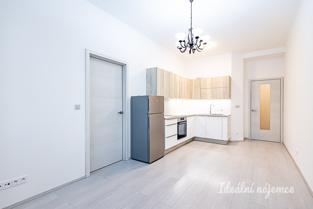 Pronájem bytu 2+kk, Černokostelecká, Strašnice, 51 m2