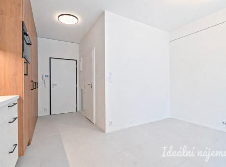 Pronájem bytu, 1+kk, 22 m²