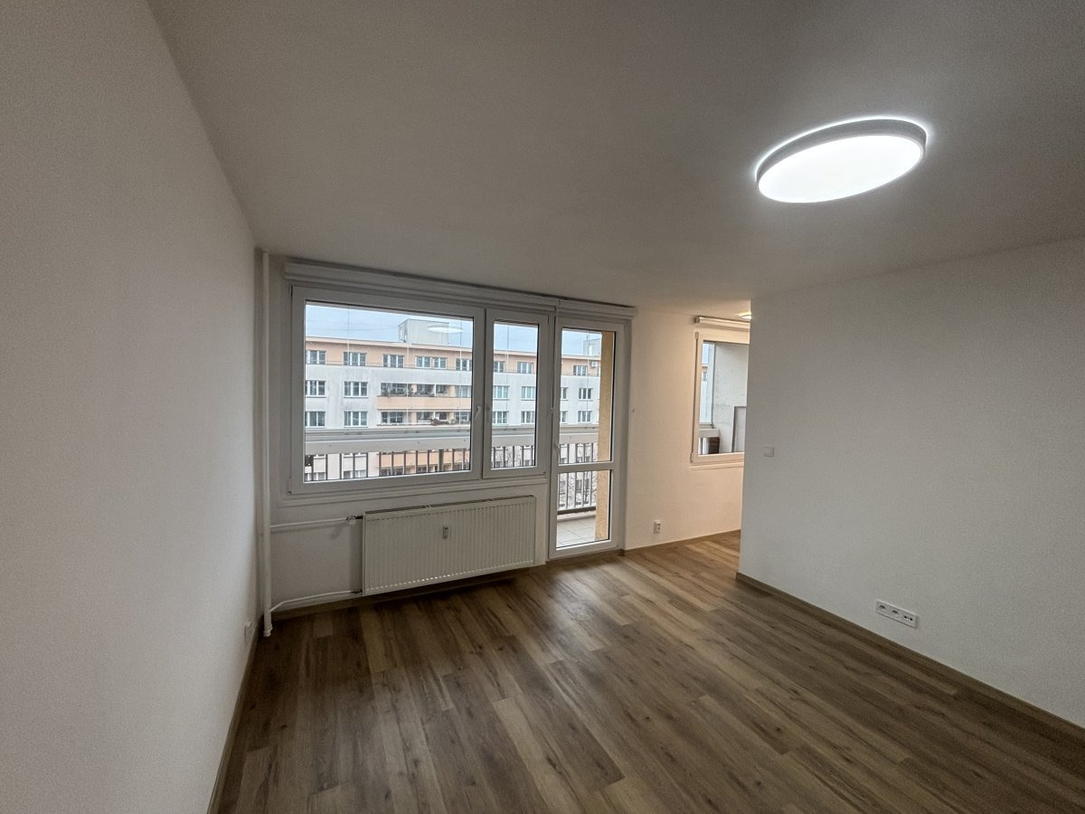 Pronájem bytu 1+kk, Palackého Třída, Pardubice, 13.900,-Kč/měs, 31 m2