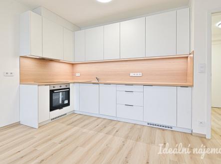 Pronájem bytu, 1+kk, 35 m²