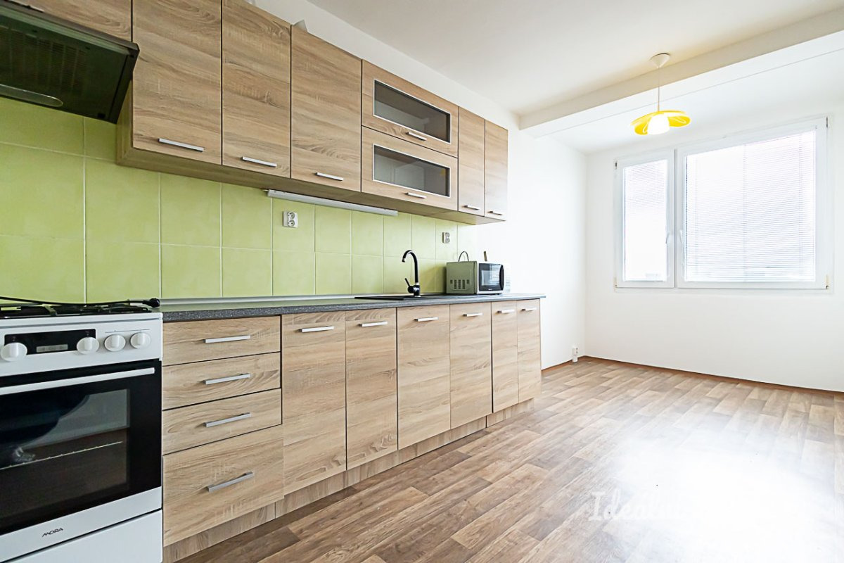 Pronájem bytu 3+1, Vysočanská, Prosek,  74 m2