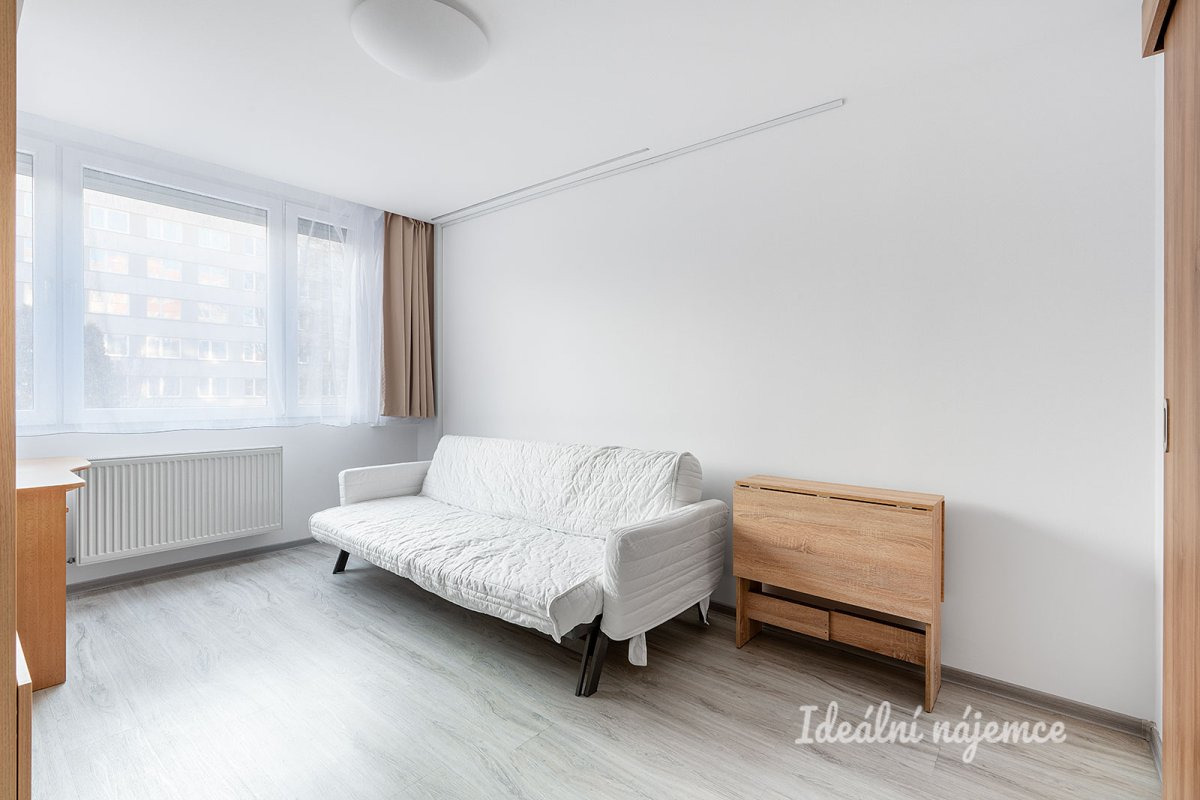 Pronájem bytu 2+1, Bítovská, Michle, 39 m2