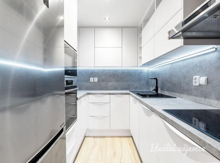 Pronájem bytu, 2+1, 39 m²