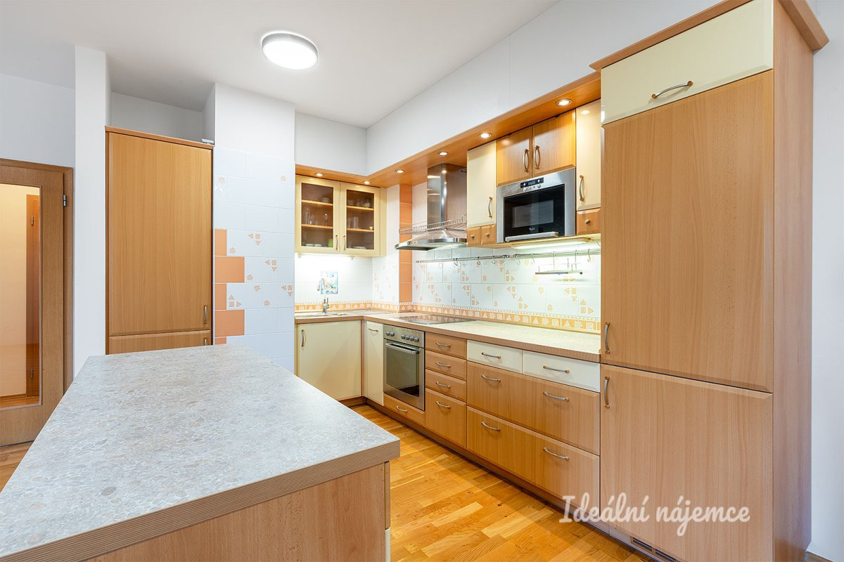 Pronájem bytu 2+kk, Tibetská, Vokovice, 69 m2