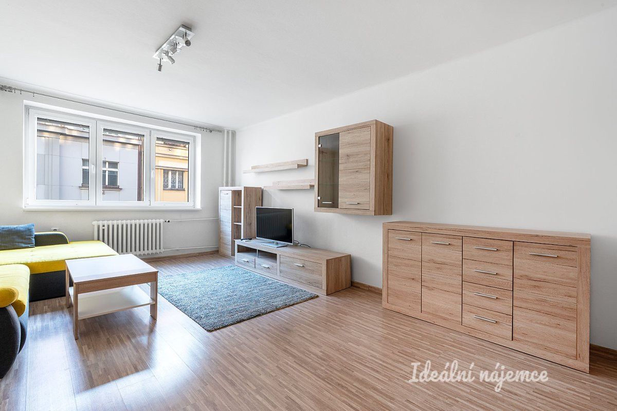 Pronájem bytu 2+1, Holandská, Vršovice, 23900 Kč/měs, 55 m2