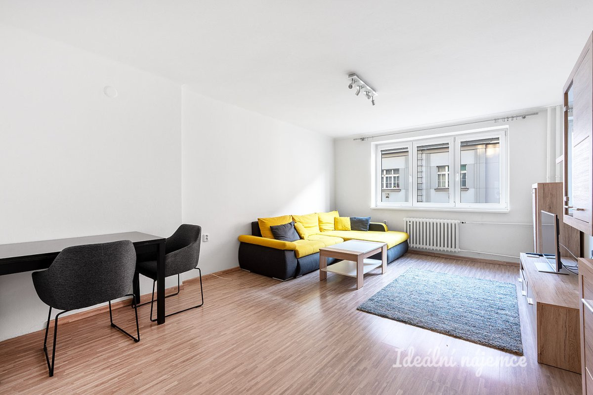 Pronájem bytu 2+1, Holandská, Vršovice, 22900 Kč/měs, 55 m2