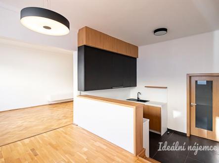 Pronájem bytu, 3+kk, 78 m²