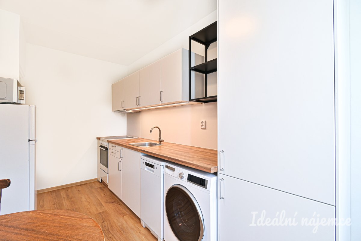 Pronájem bytu 3+1, Čejkovická, Židenice, 23 500 Kč/měs, 65 m2