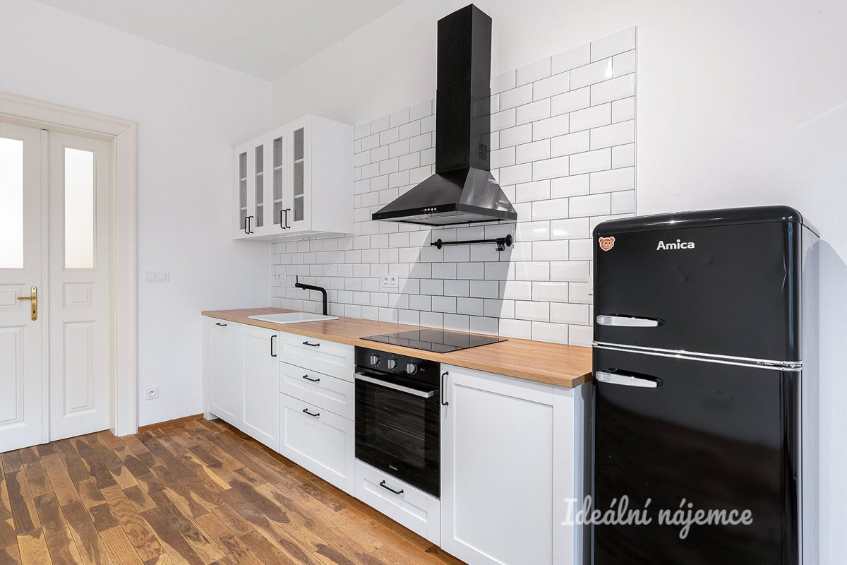 Pronájem bytu 2+kk, Krásova, Žižkov, 24 900 Kč/měs, 50 m2