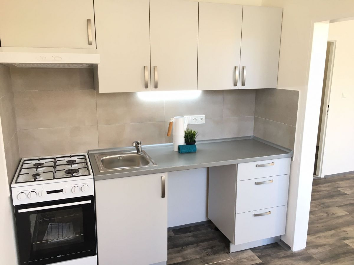 Pronájem bytu 2+1 44 m2, ul. Františka Formana 229/15, Ostrava - Dubina