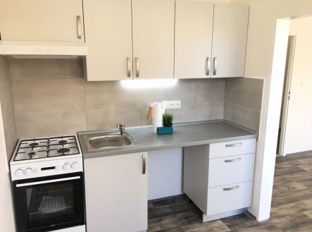 Pronájem bytu, 2+1, 44 m²