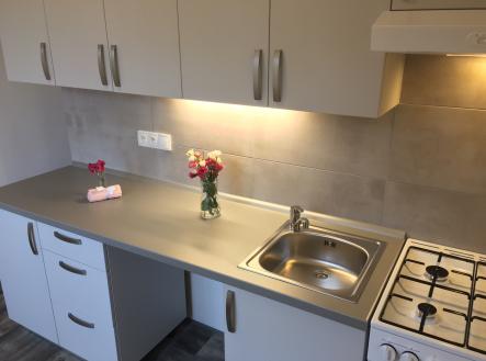 Pronájem bytu, 2+1, 55 m²