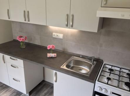 Pronájem bytu, 1+1, 35 m²