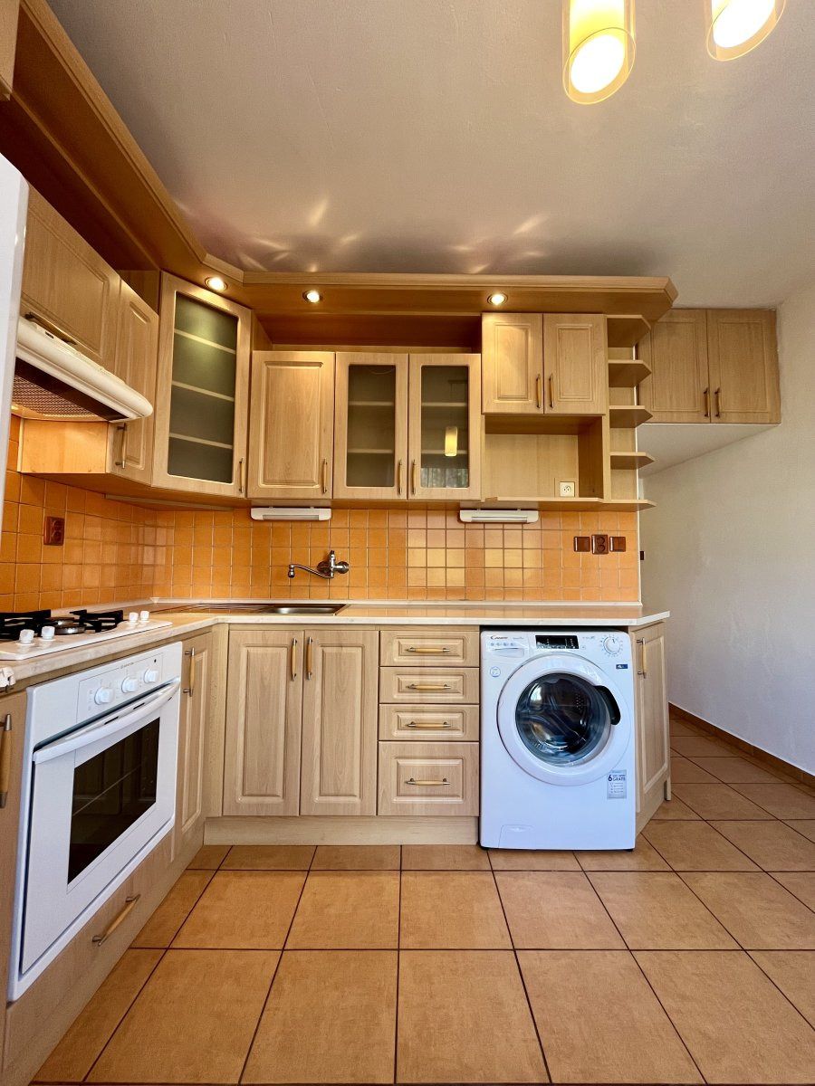 Pronájem bytu 3+1, Vincence Makovského, Poruba-sever,  14900 Kč/měs, 75 m2