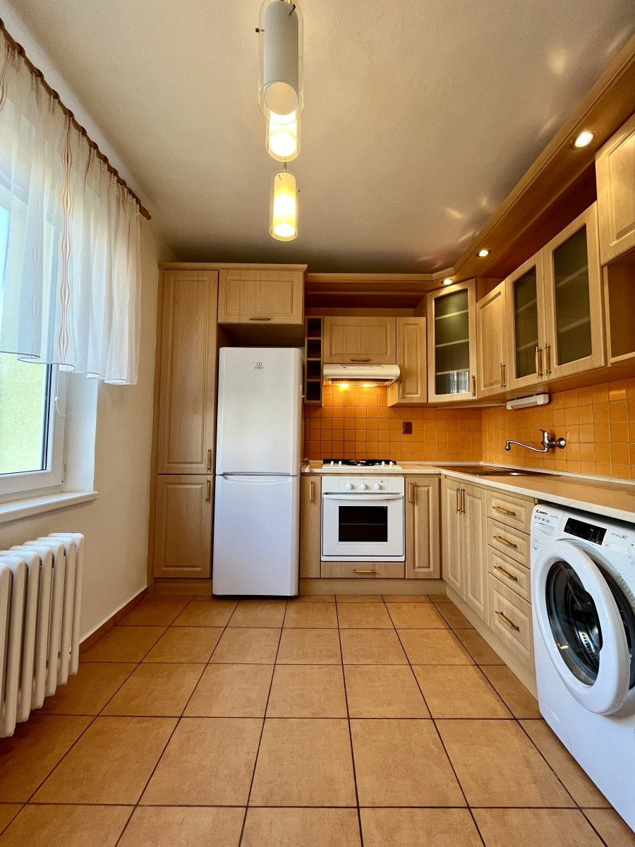 Pronájem bytu 3+1, Vincence Makovského, Poruba-sever,  13900 Kč/měs, 75 m2