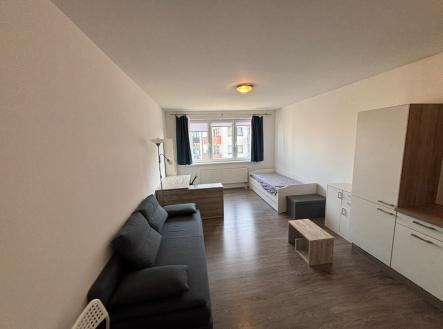 Pronájem bytu, 1+kk, 34 m²