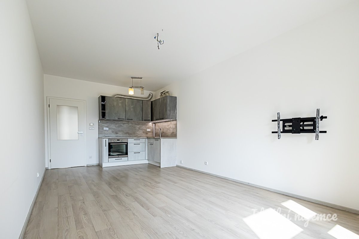 Pronájem bytu 2+kk, Pod Haltýřem, Kunratice, 22900 Kč/měs, 47 m2