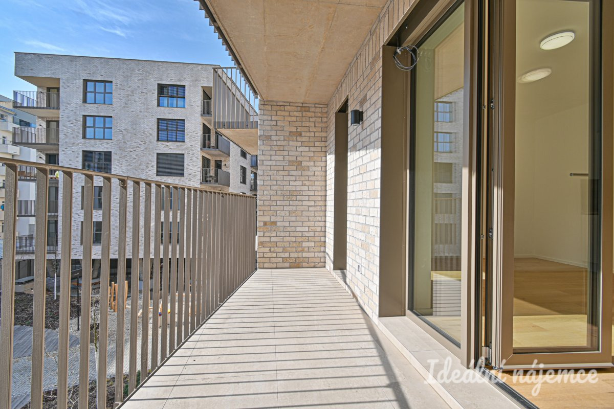 Pronájem bytu 1+kk, Bratislavská, Zábrdovice,  14.900 Kč/měs, 34 m2