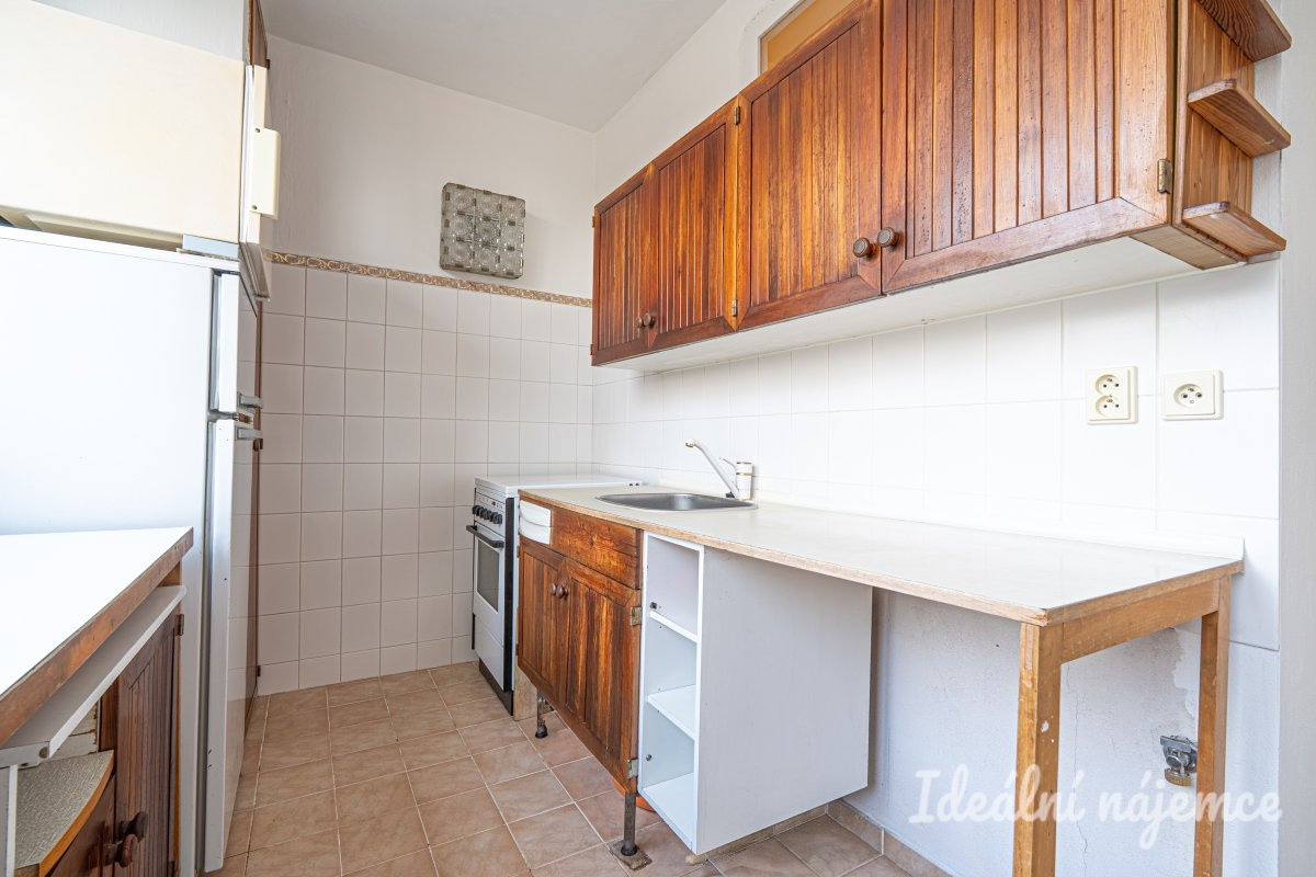 Pronájem bytu 4+1, Loosova, Lesná,  24.000 Kč/měs, 92 m2