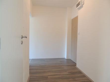 Pronájem bytu, 1+1, 40 m²