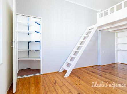 Pronájem bytu, 1+kk, 35 m²