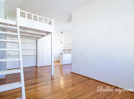 Pronájem bytu, 1+kk, 35 m²