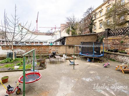 Pronájem bytu, 2+kk, 47 m²