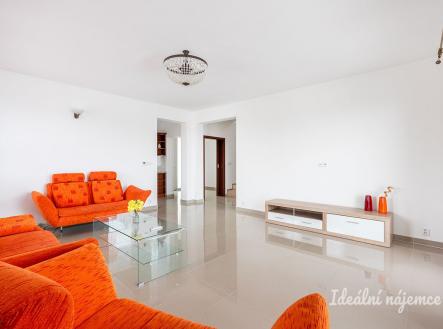 Pronájem - dům/vila, 204 m²