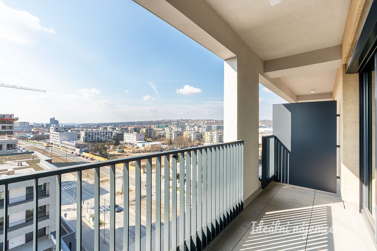 Pronájem bytu 1+kk, Poděbradská, Hloubětín, 40 m2