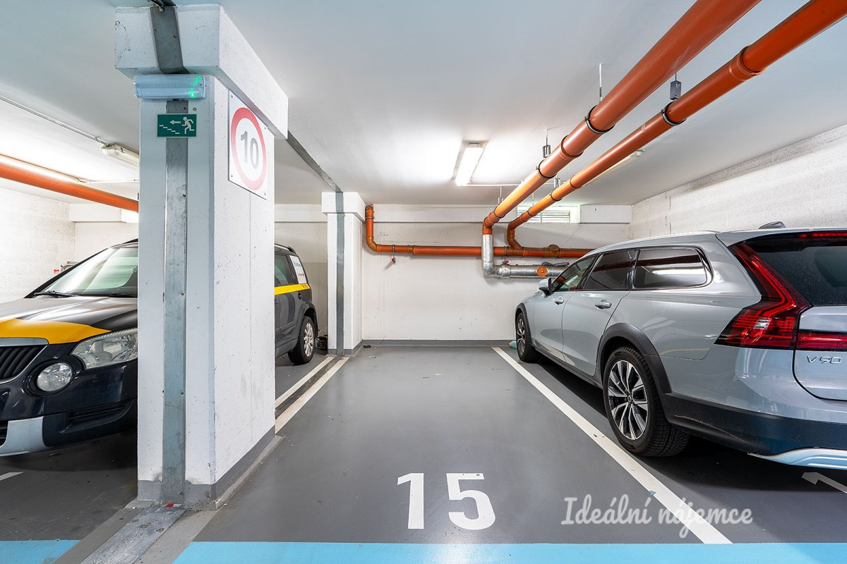 Pronájem bytu 3+kk, Bechlínská, Letňany, 23900 Kč/měs, 68 m2
