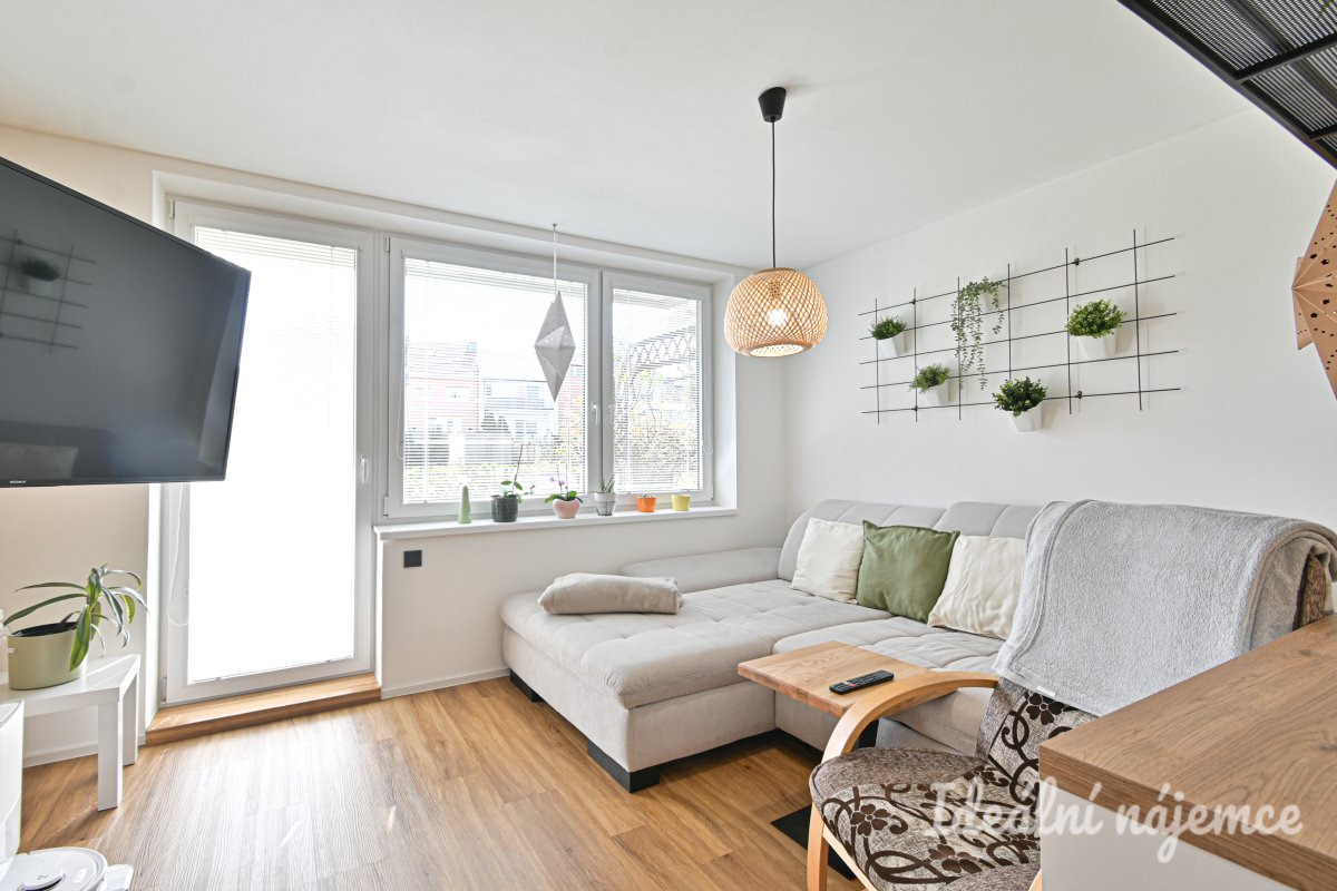 Pronájem bytu 3+kk, Čermákova, Starý Lískovec,  24.000 Kč/měs, 60 m2