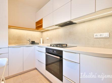 Pronájem bytu, 2+1, 52 m²