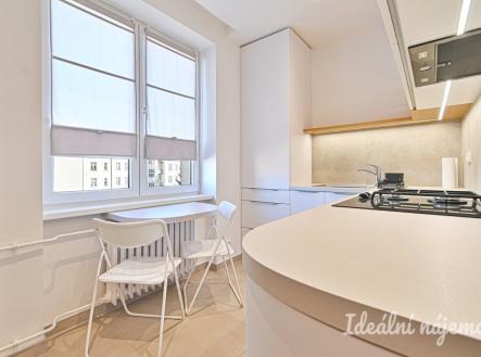 Pronájem bytu, 2+1, 52 m²