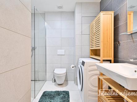 Pronájem bytu, 1+kk, 34 m²