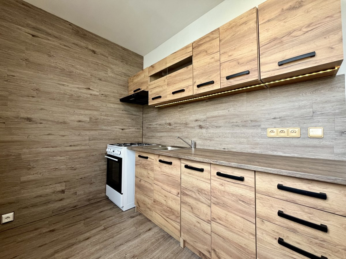 Pronájem bytu 3+1, Jana Čapka, Frýdek, 13900 Kč/měs, 66 m2