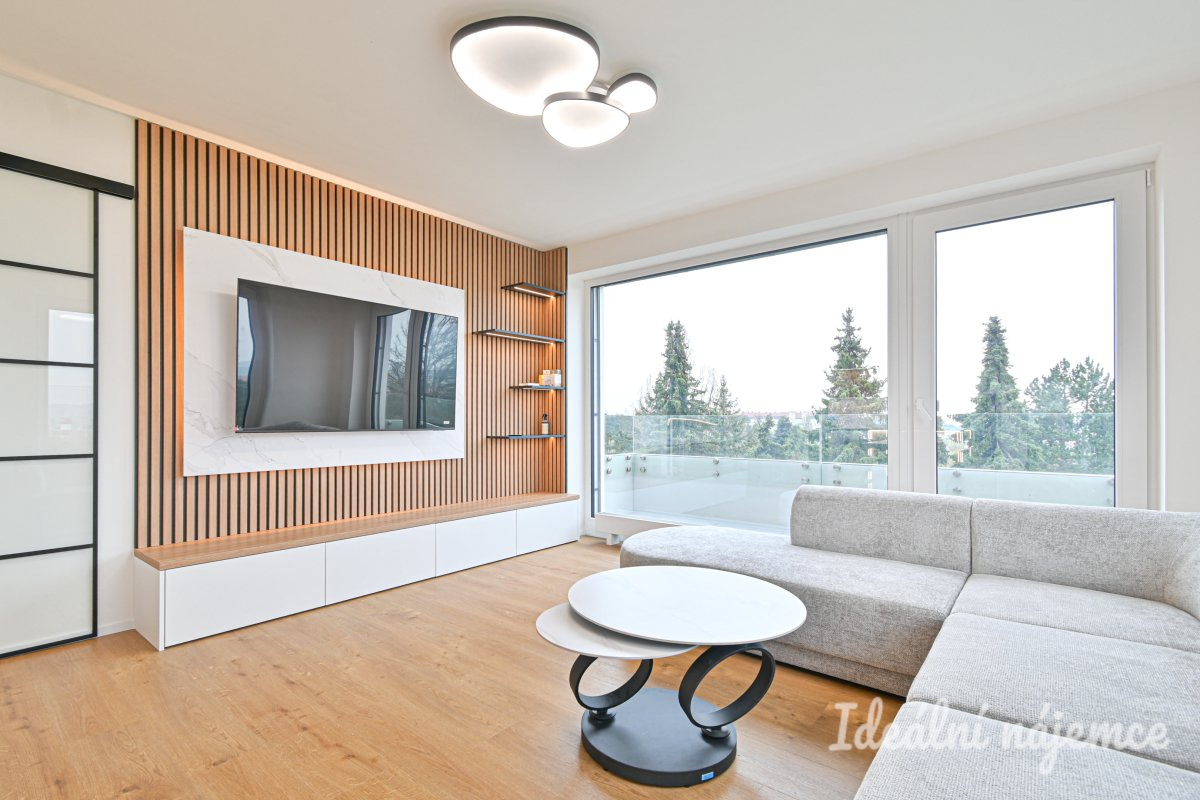 Pronájem bytu 3+kk, Třída Generála Píky, Černá Pole,  Kč/měs, 91 m2