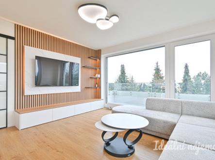 Pronájem bytu, 3+kk, 91 m²