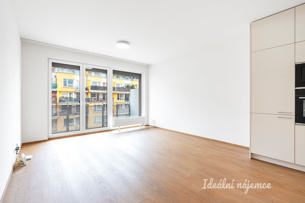 Pronájem bytu 1+kk