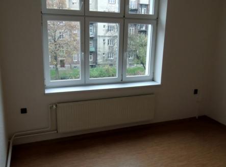 Pronájem bytu, 2+1, 81 m²