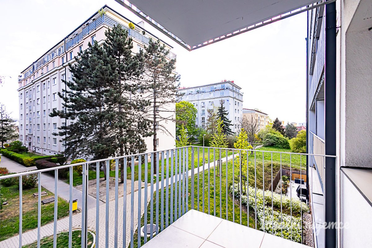 Pronájem bytu 1+kk, Štěchovická, Strašnice,  34 m2