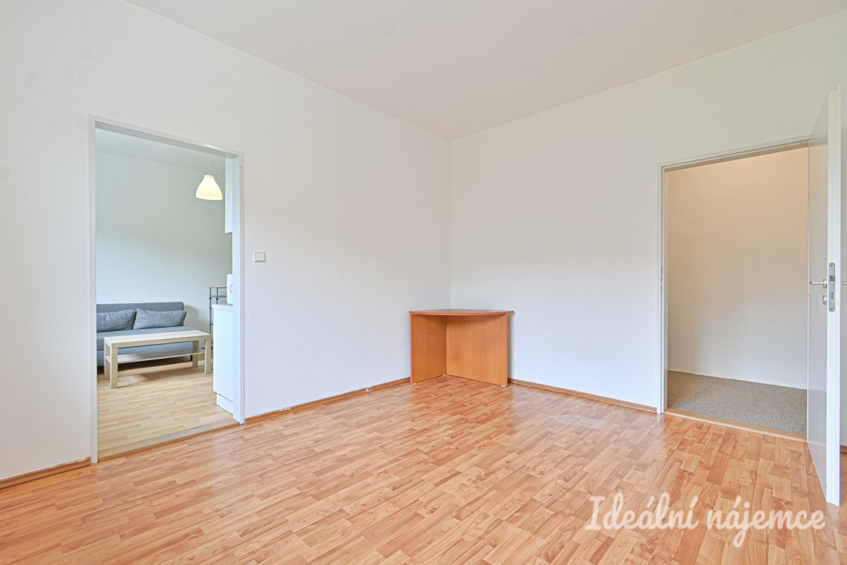 Pronájem bytu 2+kk, 12 000 Chudčice, 38 m2