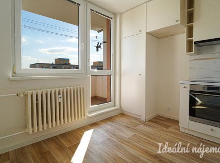 Pronájem bytu, 1+1, 32 m²