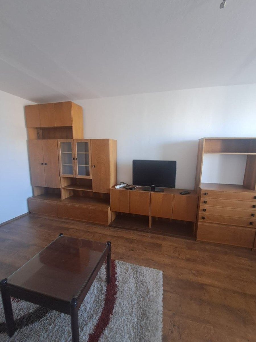 Pronájem bytu 3+1, Třída Edvarda Beneše, Nový Hradec Králové,  Kč/měs, 98 m2